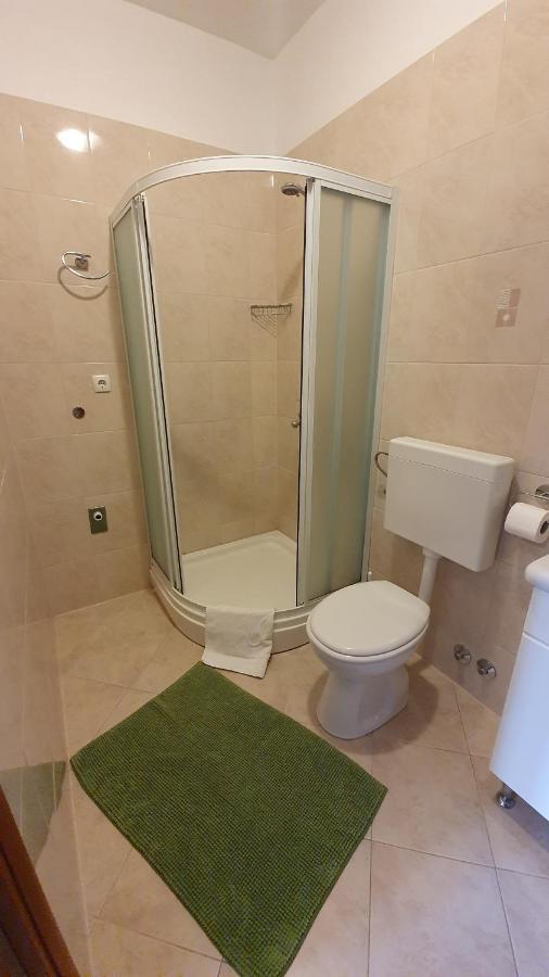 Apartments Jadranka 诺瓦利娅 外观 照片