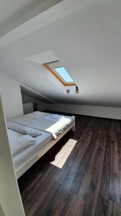 Apartments Jadranka 诺瓦利娅 外观 照片