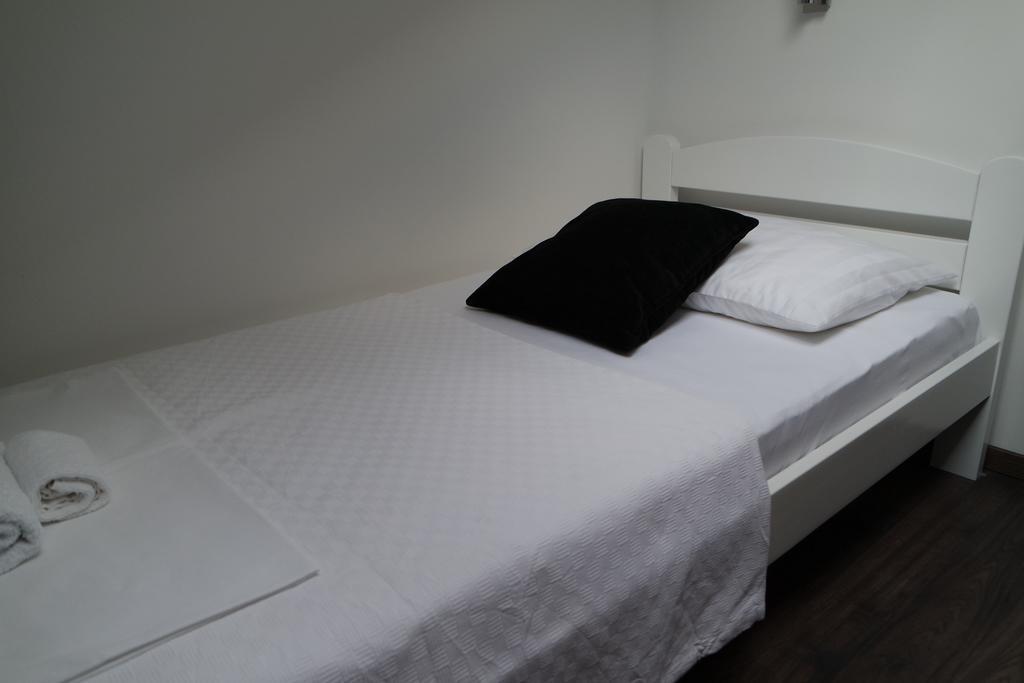 Apartments Jadranka 诺瓦利娅 外观 照片